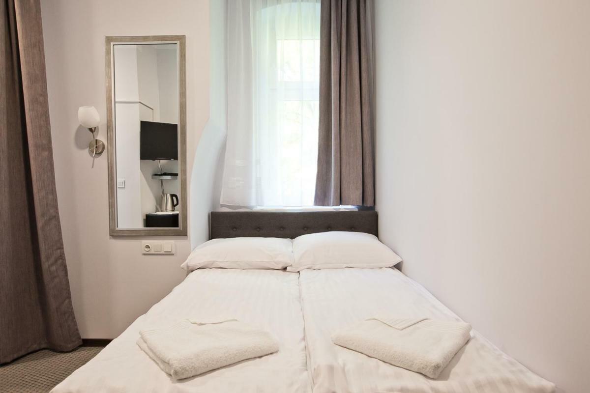 R&B Apartments Poznan Exterior photo